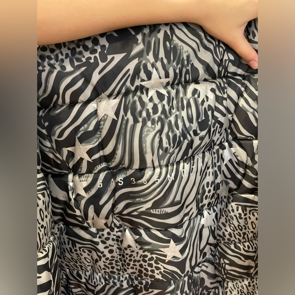 long green winter puffer coat - Picture 9 of 10